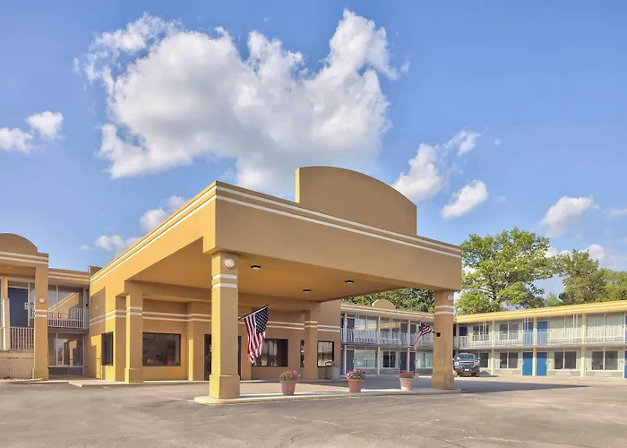 Hotel 6 Effingham, Il