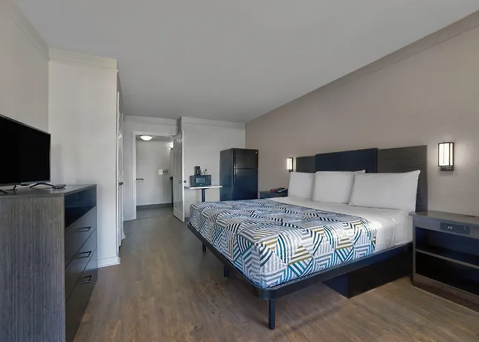 Hotel 6 Effingham, Il 3*