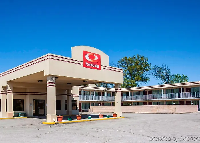 6 Effingham, Il 3* Effingham