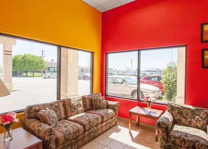 6 Effingham, Il Hotel 3*