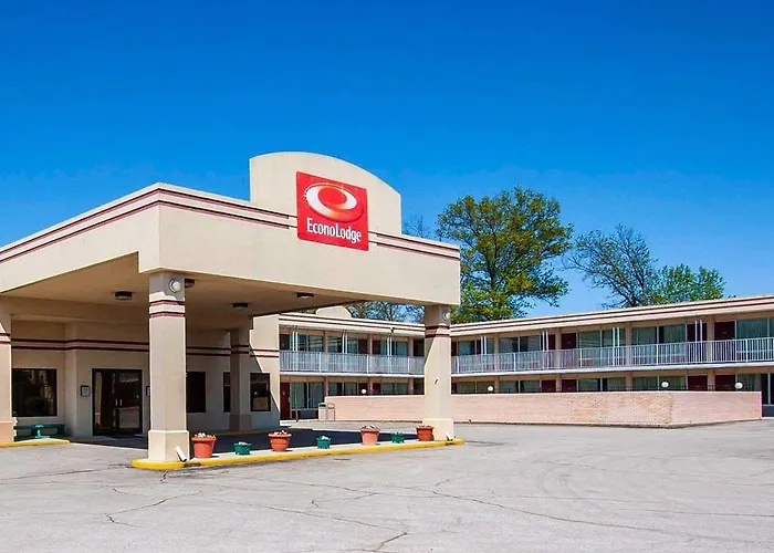 6 Effingham, Il 3* Effingham