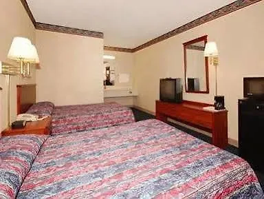 6 Effingham, Il 3* Effingham