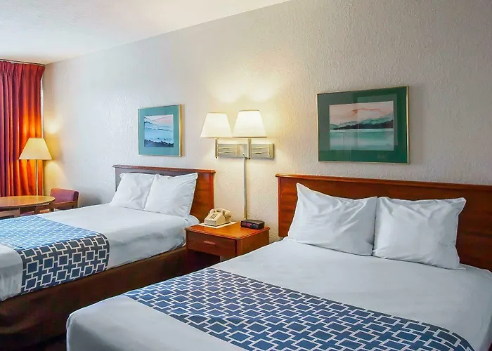 Hotel 6 Effingham, Il 3*